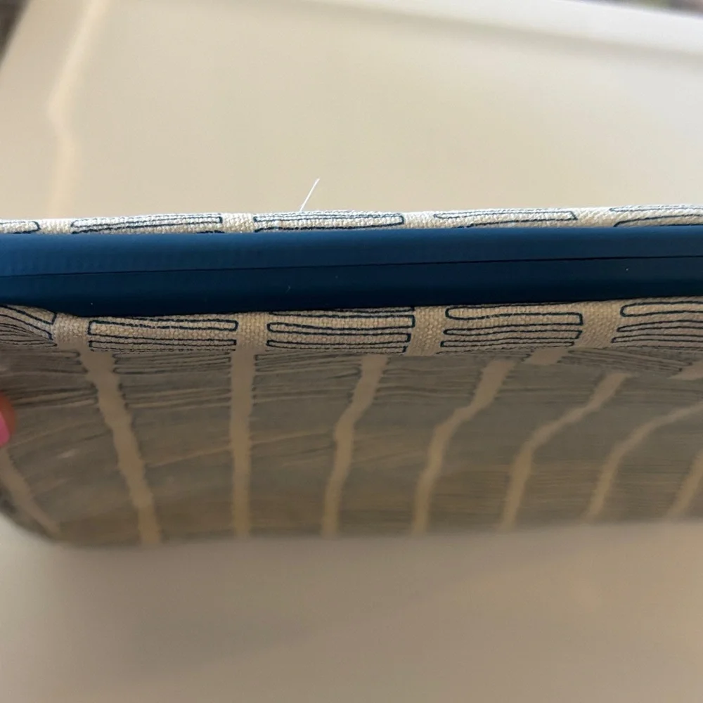 Stylish Blue and Cream Tablet Cover